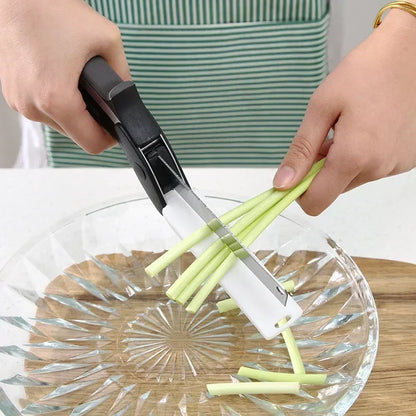 Kitchen Scissors with Cutting Board